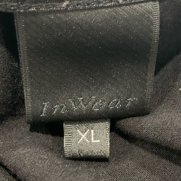 In wear long sleeve, T-shirt, size XL - Picture 2 of 7